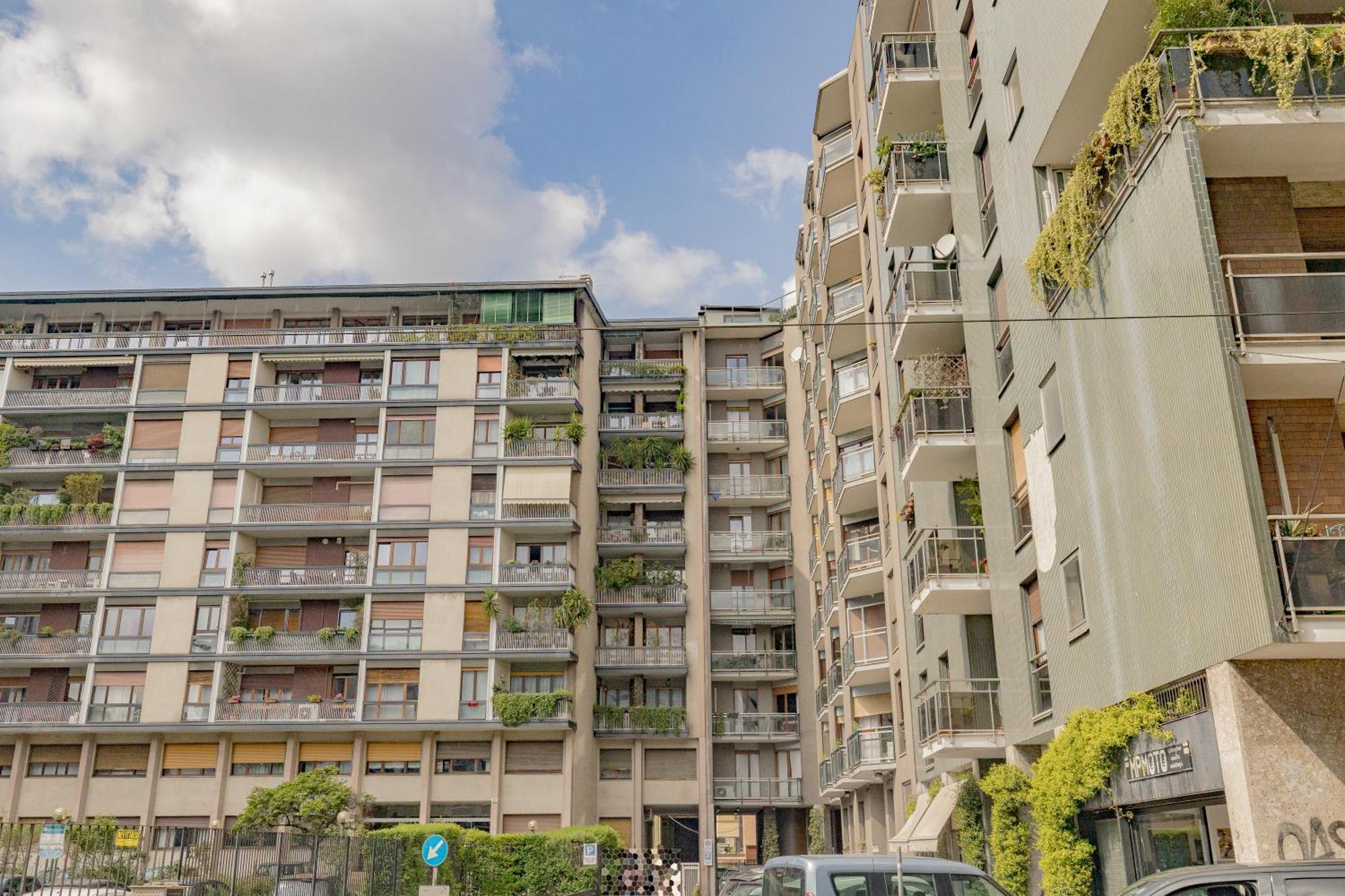 Elegance & Comfort Central Station 500Mt -15Minuti Duomo Milan Bagian luar foto
